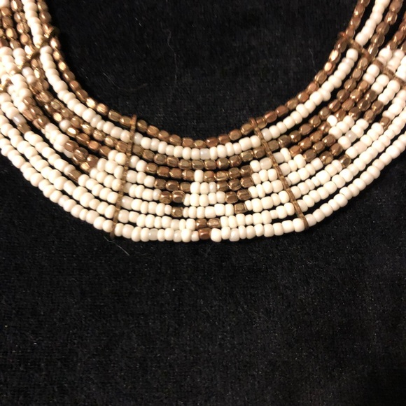 Beautiful beaded necklace!!!! - Picture 2 of 4